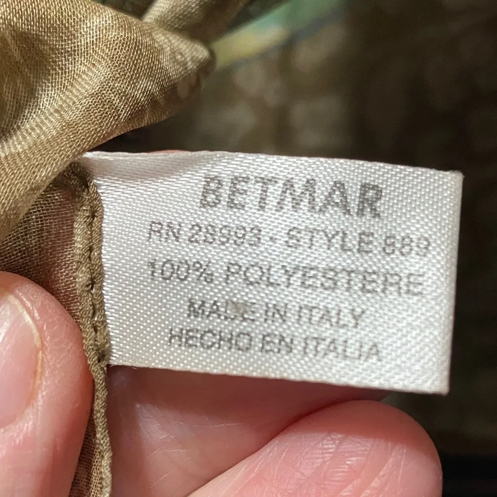 Betmar Vintage Artistic blue beige cherub sheer Scarf - Picture 2 of 16